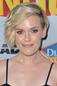 Kari Wahlgren