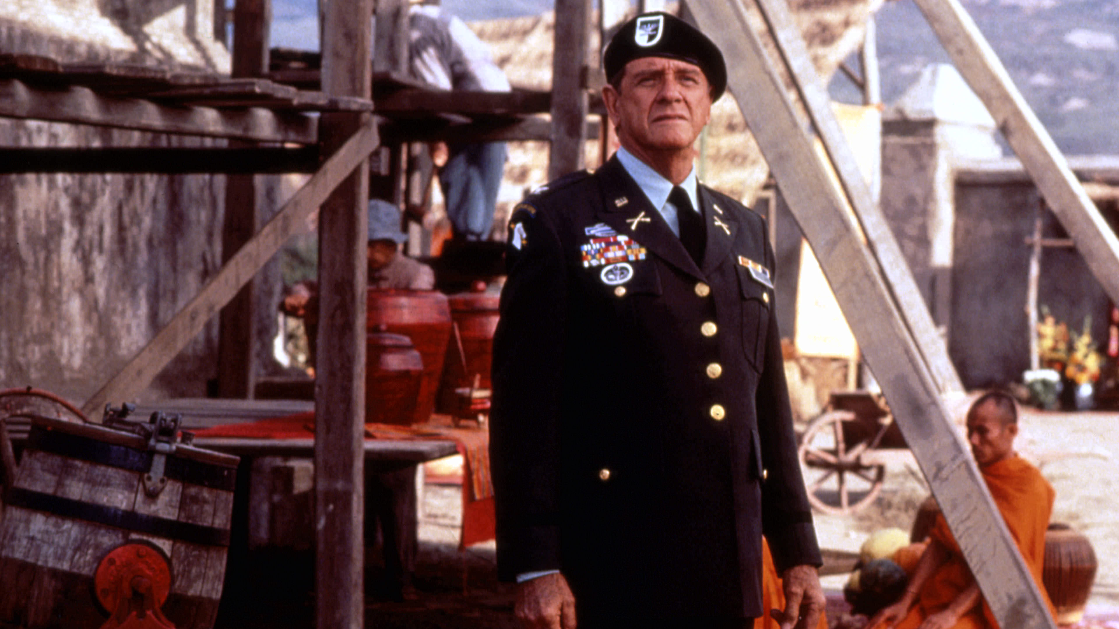 Buy & Watch 2 Movies Hot Shots! / Hot Shots! Part Deux