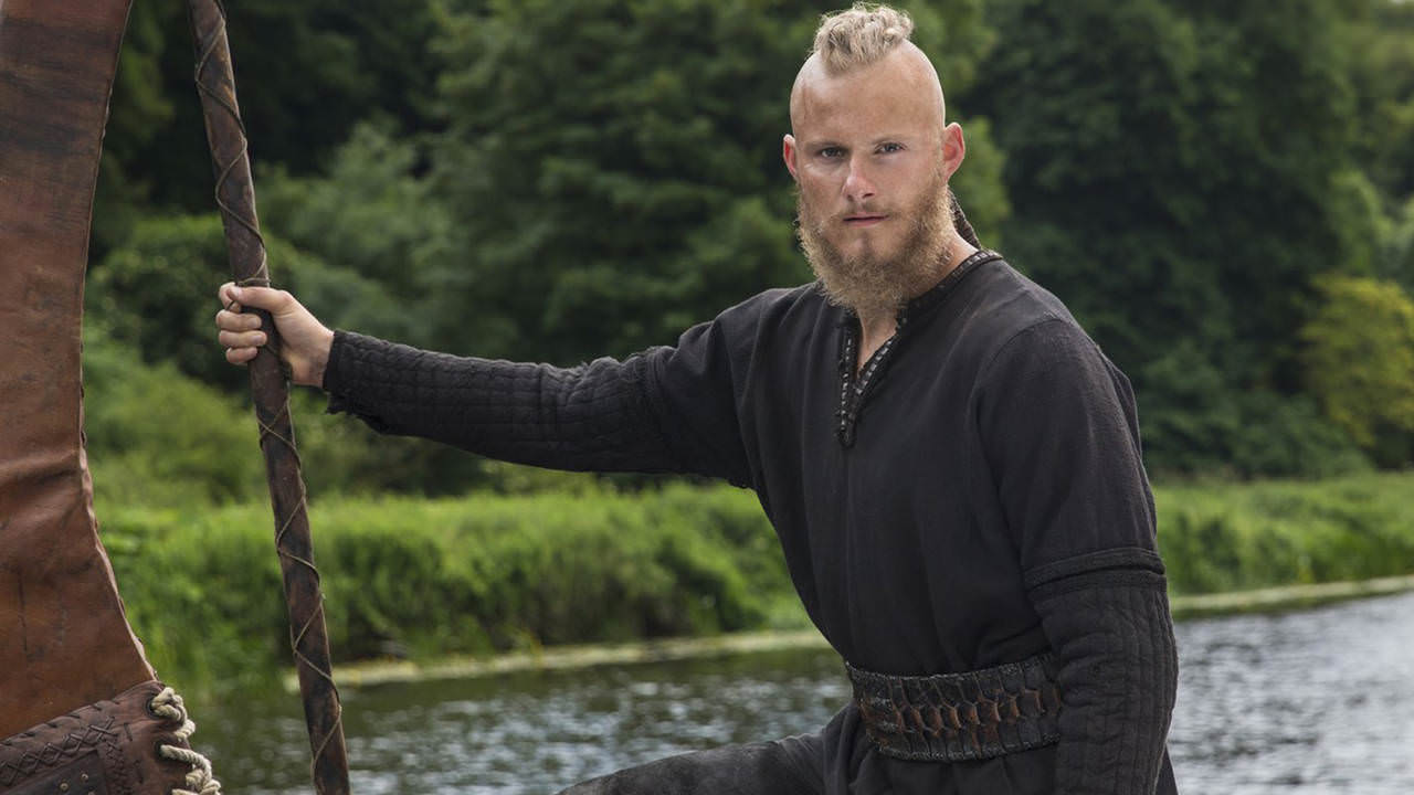 Watch Vikings Season 1