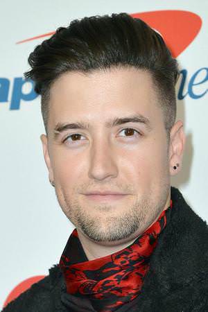 Logan Henderson