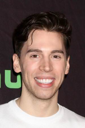 Jordan Gavaris