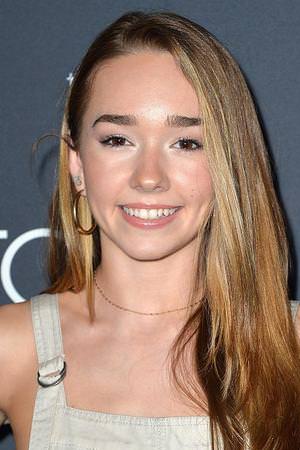 Holly Taylor