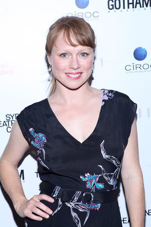 Hayley McElhinney