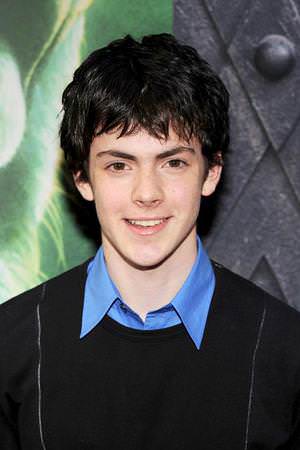Skandar Keynes